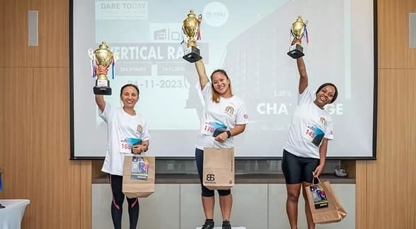 Vertical Marathon winners with BERNESSI gifts